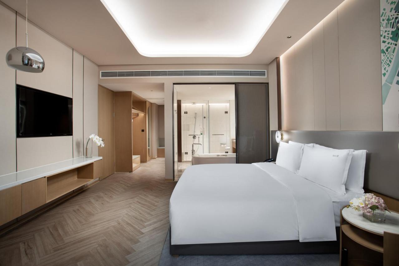 Holiday Inn Wuxi Central Station By Ihg Exterior photo
